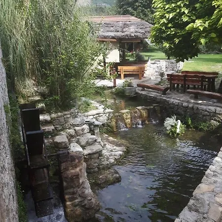 Relax Split Area With Private Jacuzzi On Terrace With Mountain View *