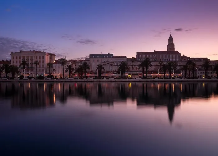 Relax Split Area With Private Jacuzzi On Terrace With Mountain View Appartamento Srinjine