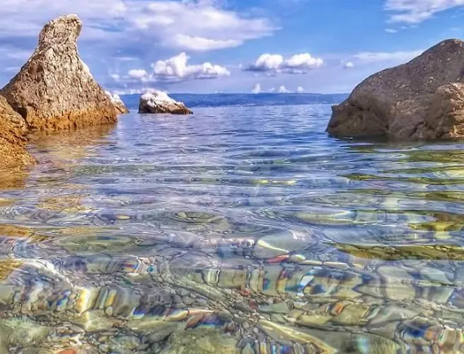 Relax Split Area With Private Jacuzzi On Terrace With Mountain View * Srinjine