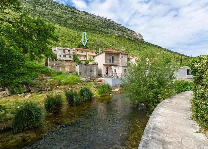 Relax Split Area With Private Jacuzzi On Terrace With Mountain View Appartamento *