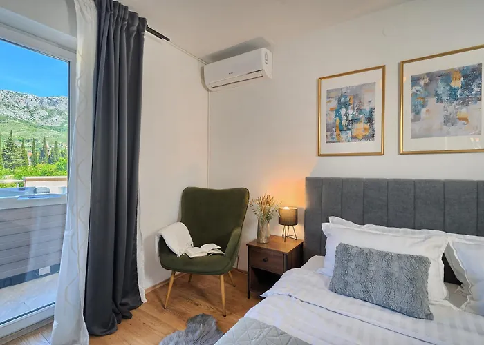 Relax Split Area With Private Jacuzzi On Terrace With Mountain View Appartamento