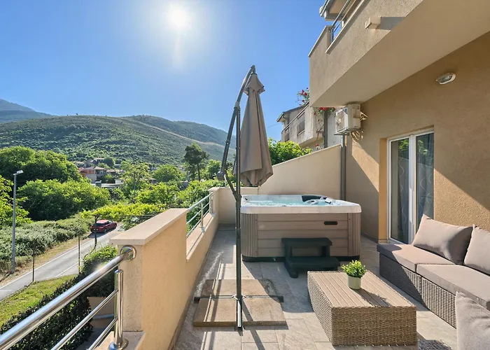 Appartamento Relax Split Area With Private Jacuzzi On Terrace With Mountain View